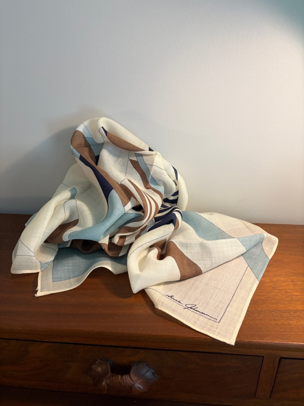 Vintage Ginnie Johansen deadstock wool scarf